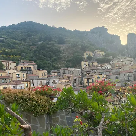 La Panoramica ベッド・アンド・ブレックファスト カステルメッツァーノ